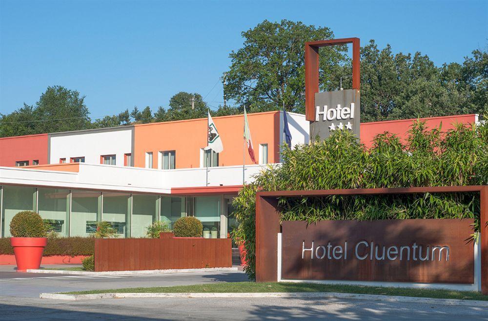 Hotel Cluentum Tolentino Bagian luar foto